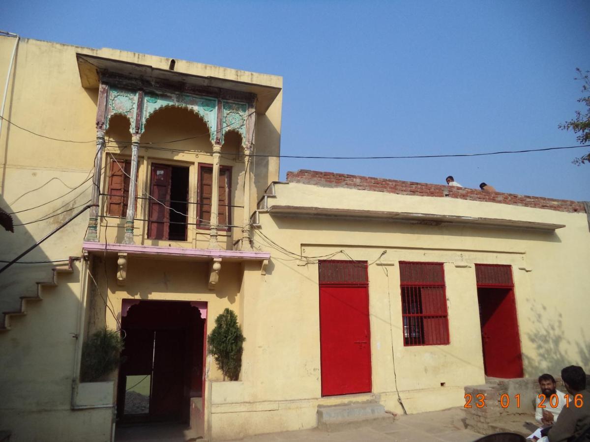 ורנאסי Shri Swami Sheetal Das Aashram Dharmshala מראה חיצוני תמונה