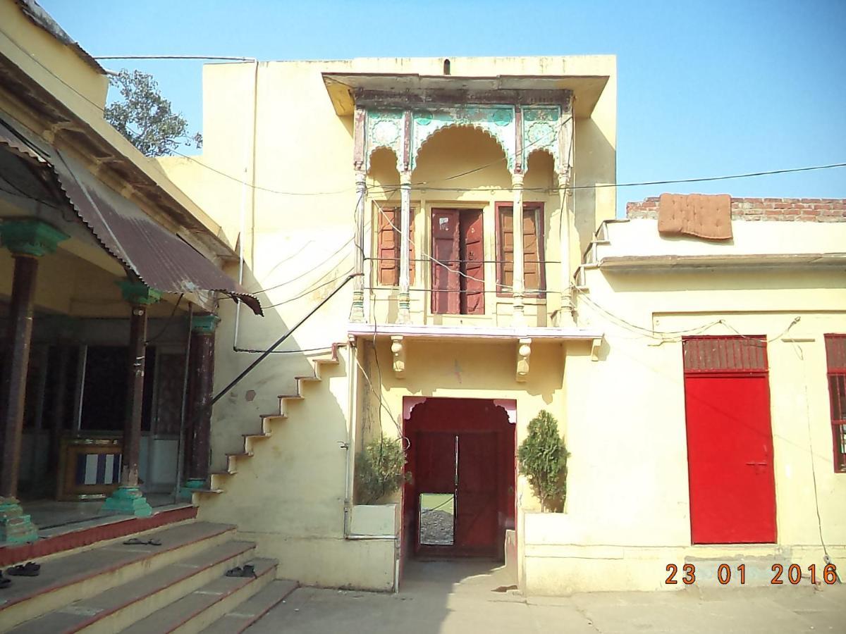 ורנאסי Shri Swami Sheetal Das Aashram Dharmshala מראה חיצוני תמונה